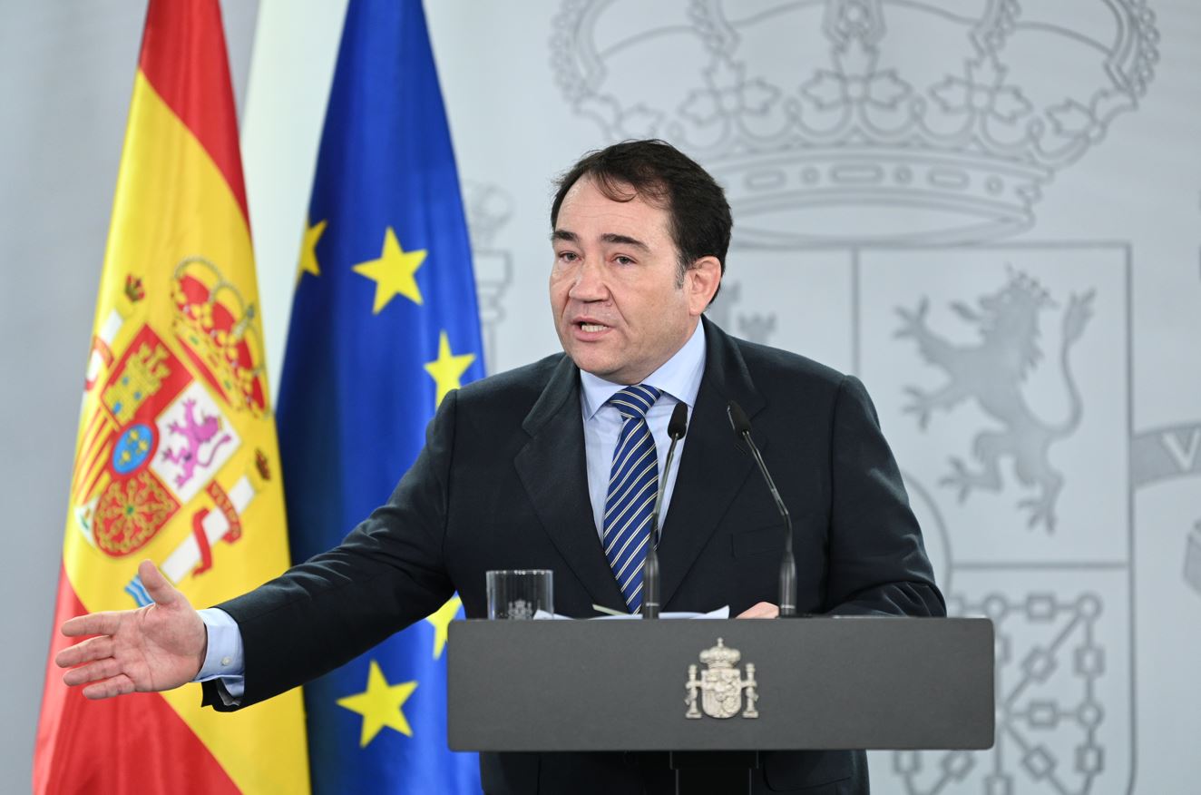 Manuel Illueca Presidente ICO comparecencia Moncloa  tras la reunión mantenida por el Comité de crisis para el seguimiento de los efectos de la DANA