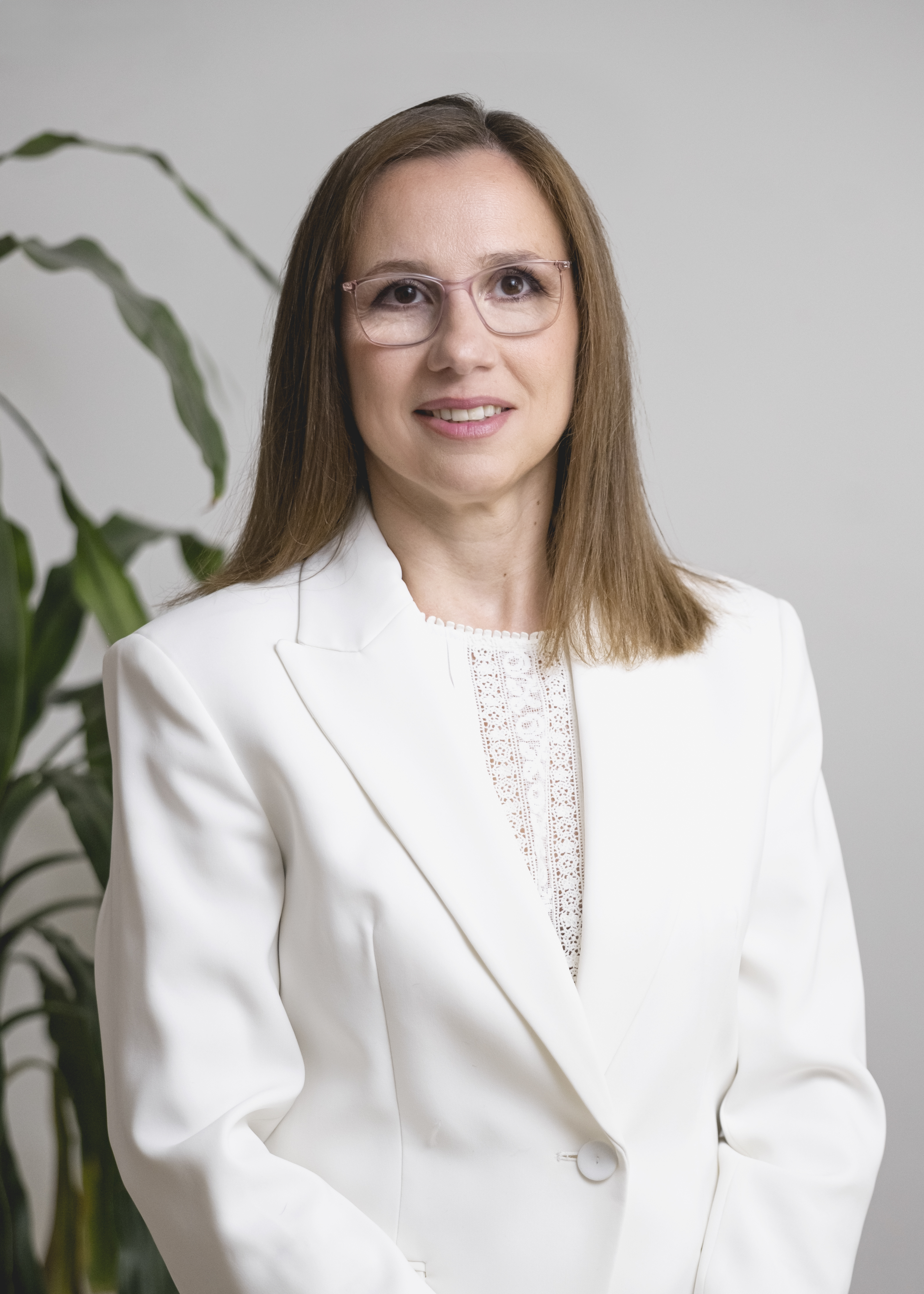 María Teresa Samaniego María Teresa Samaniego